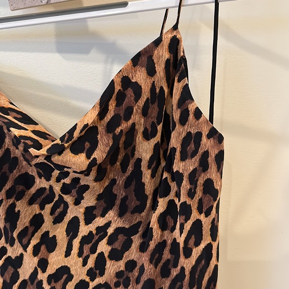 BETTER THAN THE LITTLE BLACK DRESS Alice & Olivia Leopard Dress, Size 2. NWOT - Picture 2 of 11